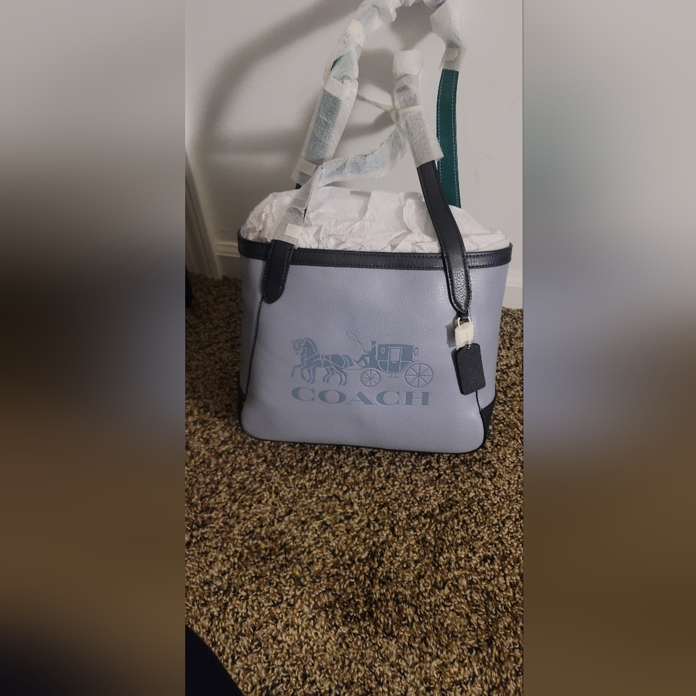 Coach Tote 27 in Colorblock w/Horse & Carriage
